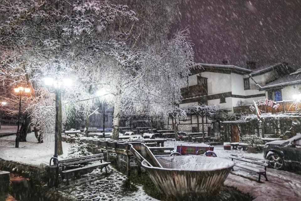 Private Spa Luxury apartment Bansko Exterior foto